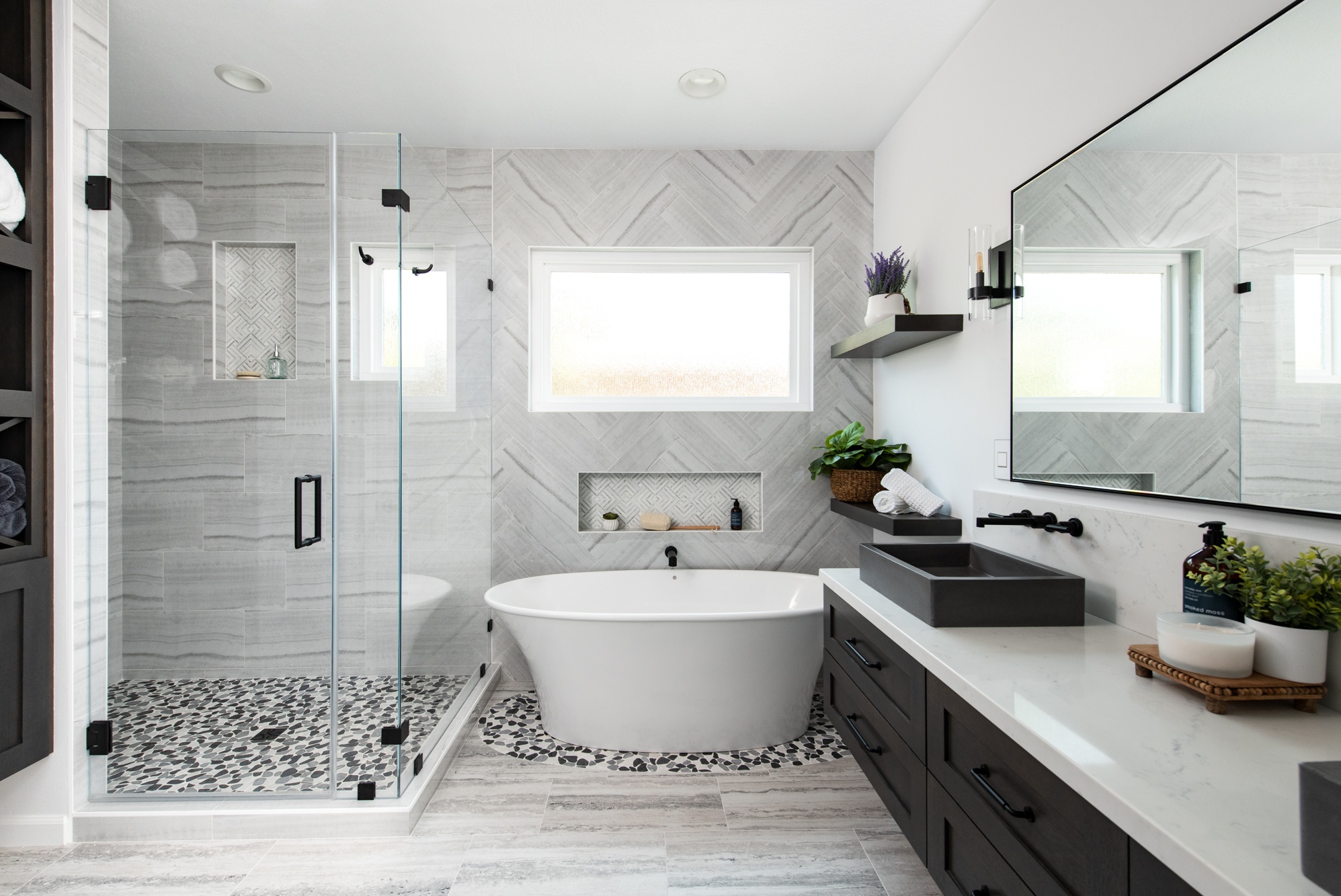 Maximizing Small Bathroom Spaces